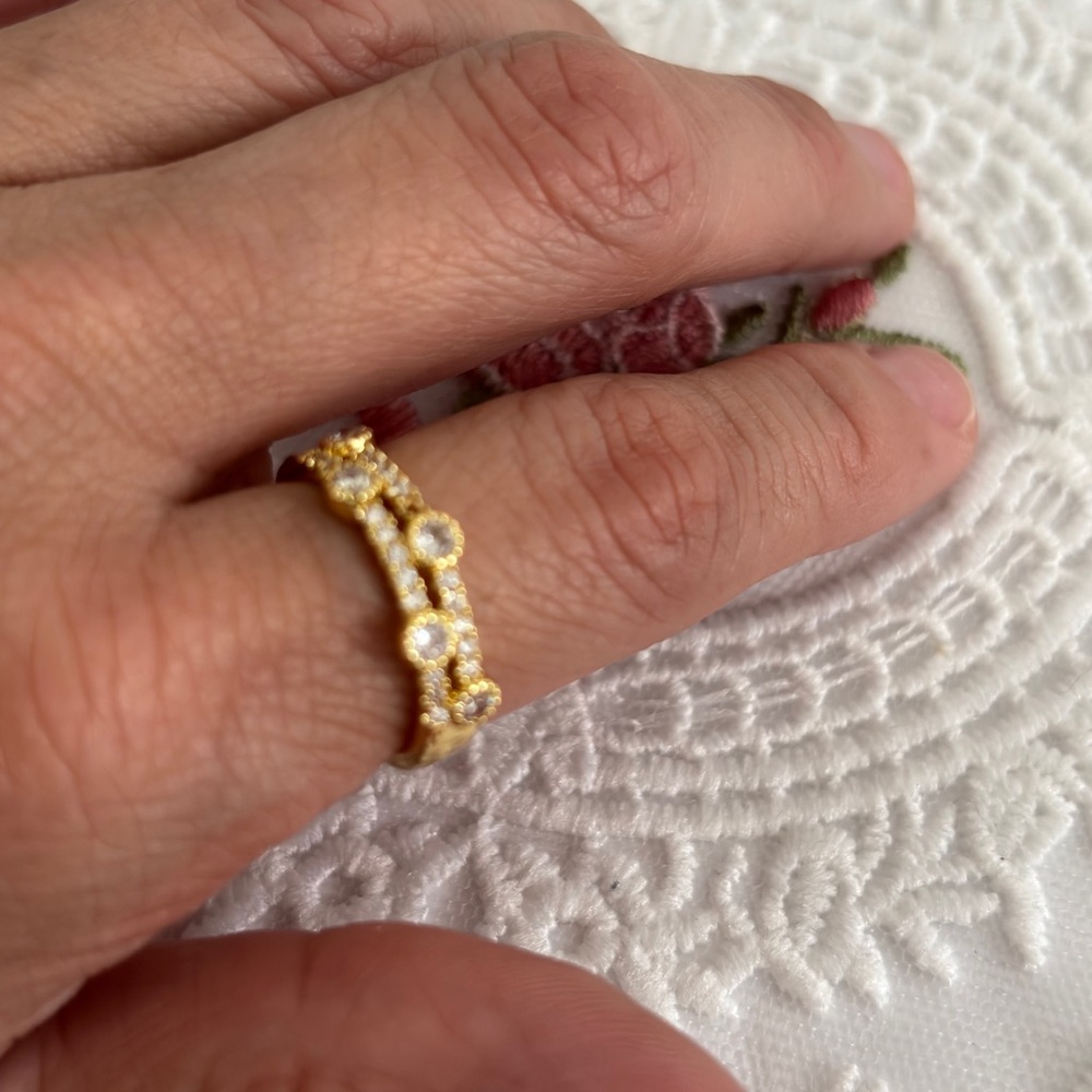 Elegant Gold Filled Women's Ring